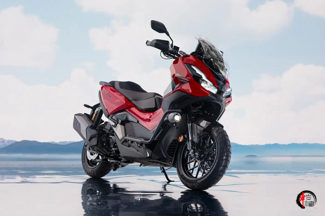 2025款本田ADV350正式发布，海外版售价约合人民币4.98万元。新车在继承