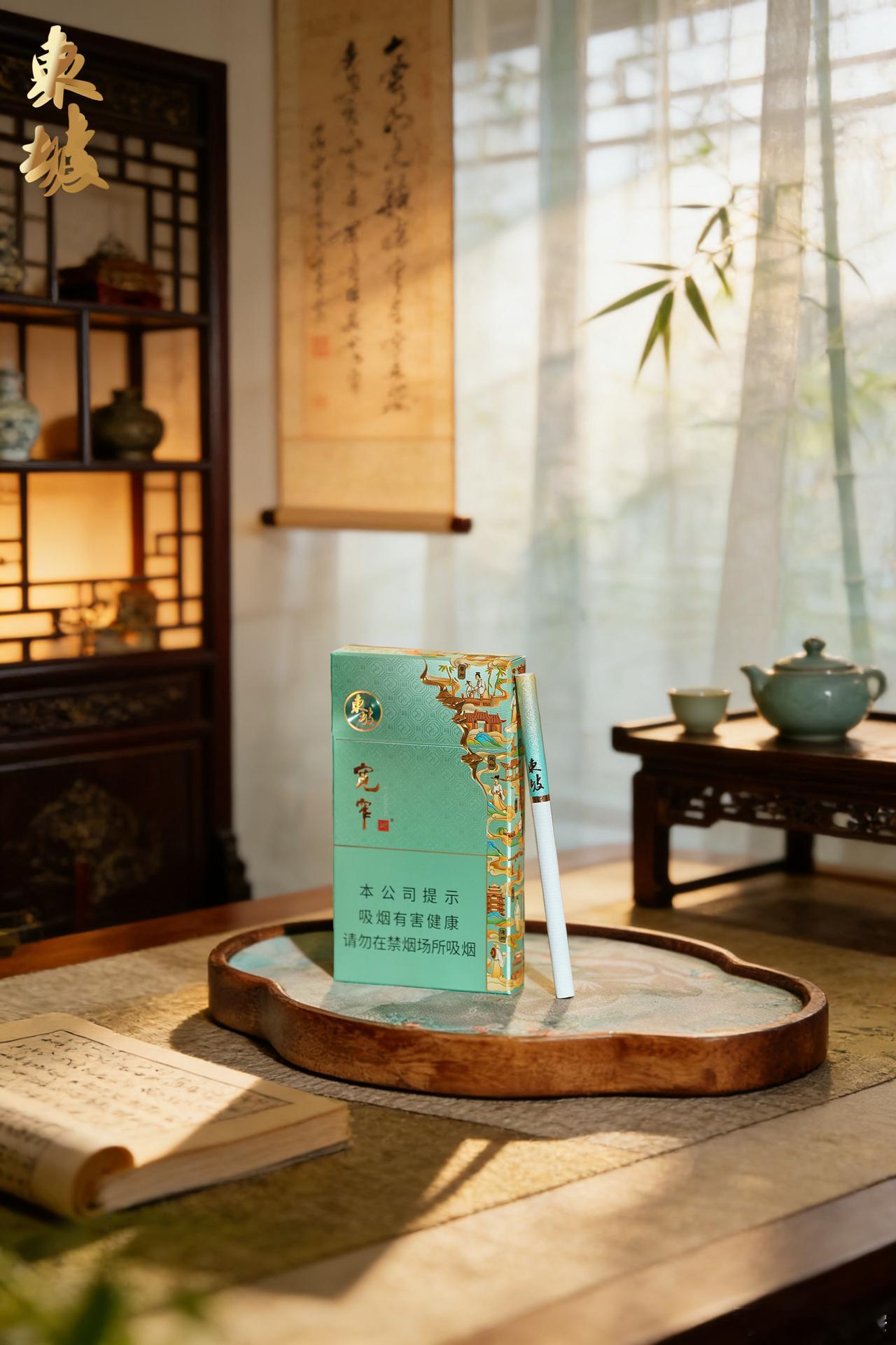宽窄思语 《光》光没有记忆，也没有恩情。它落在母亲的枕边，只是完成一次下落。落在