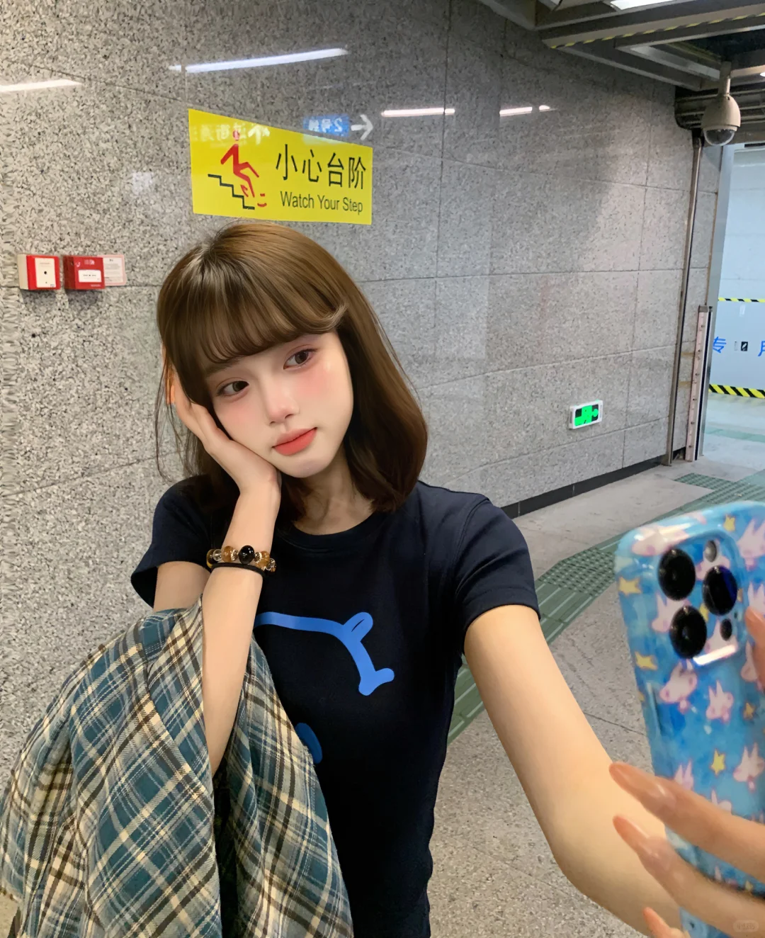 地铁拍拍