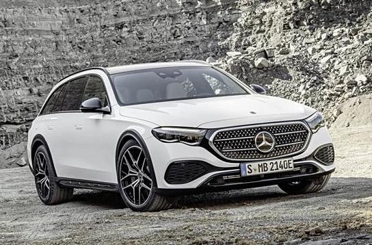 日前，2024款奔驰E级All-Terrain官图发布。外观方面，新车前脸采用了