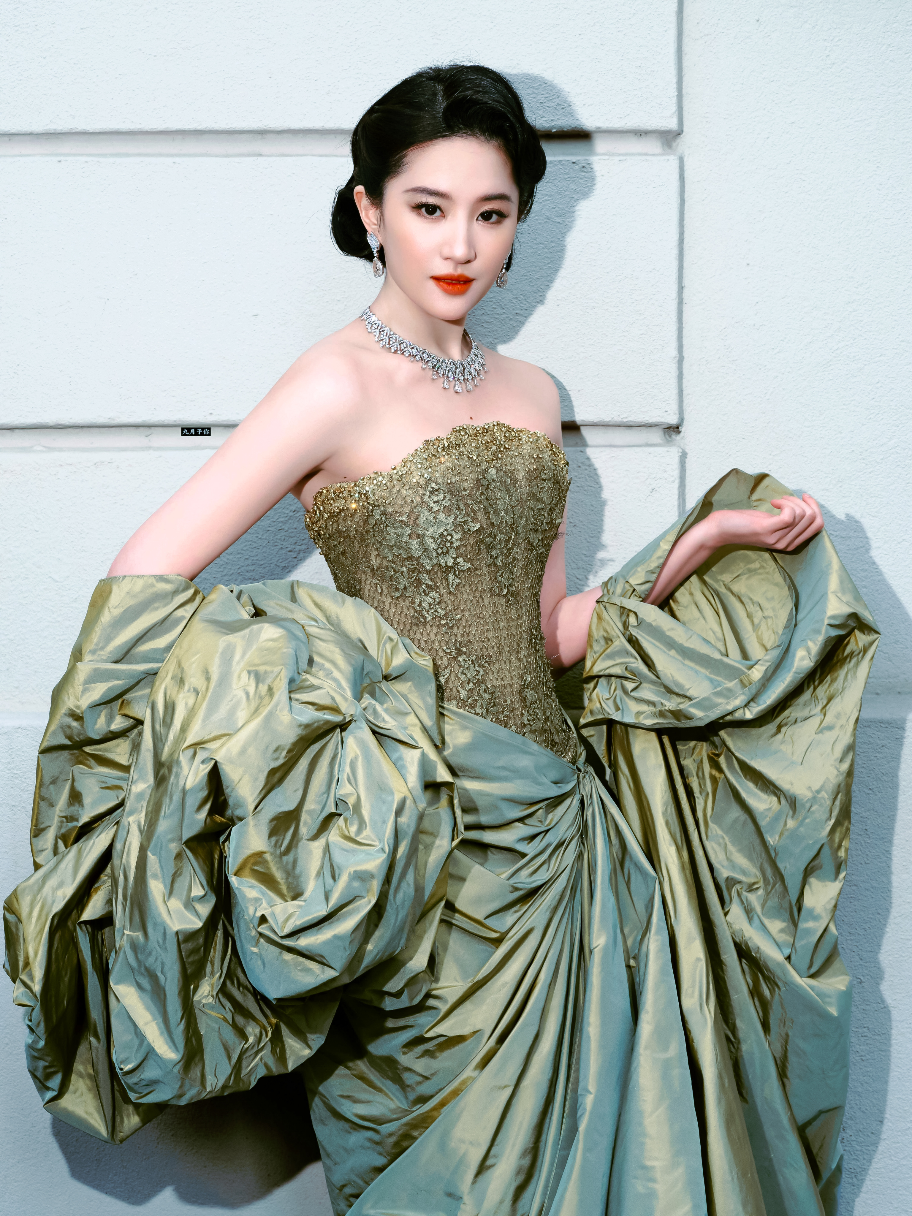 绝代芳华刘亦菲壁纸