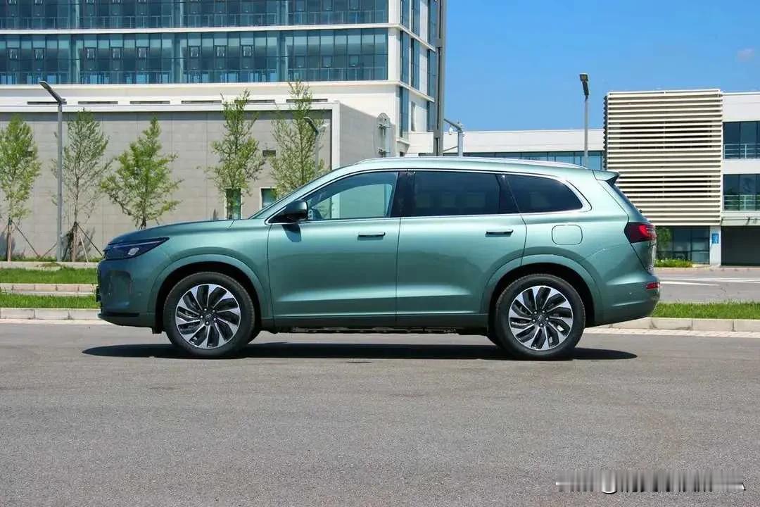 独立机构发布问界M7事故调查报告：多项发现令人深思

日前，一家独立第三方机构公