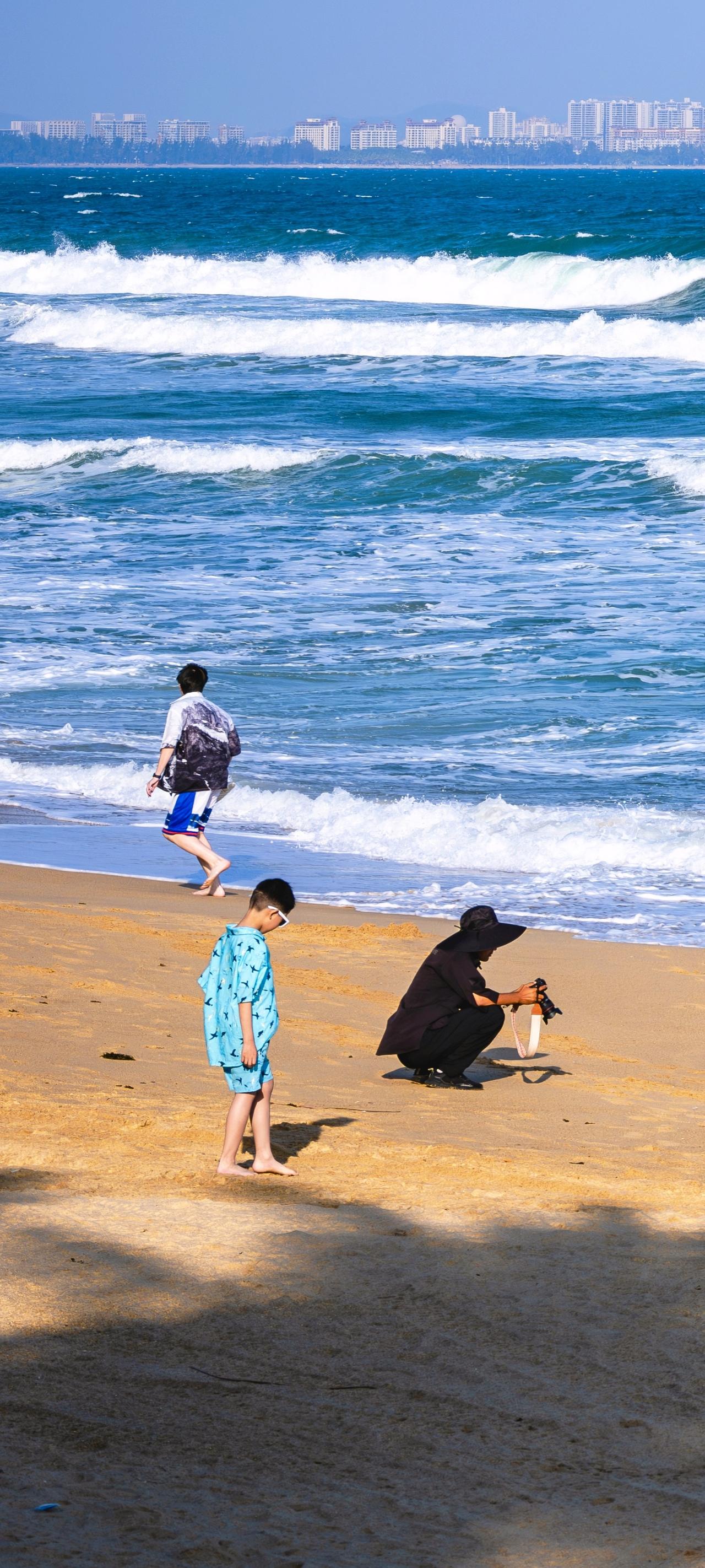 看海·看浪·看个不寂寞