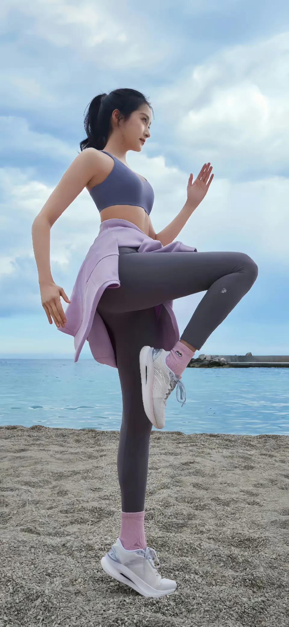 关晓彤这身衣服，
胜过她所有礼服！

     