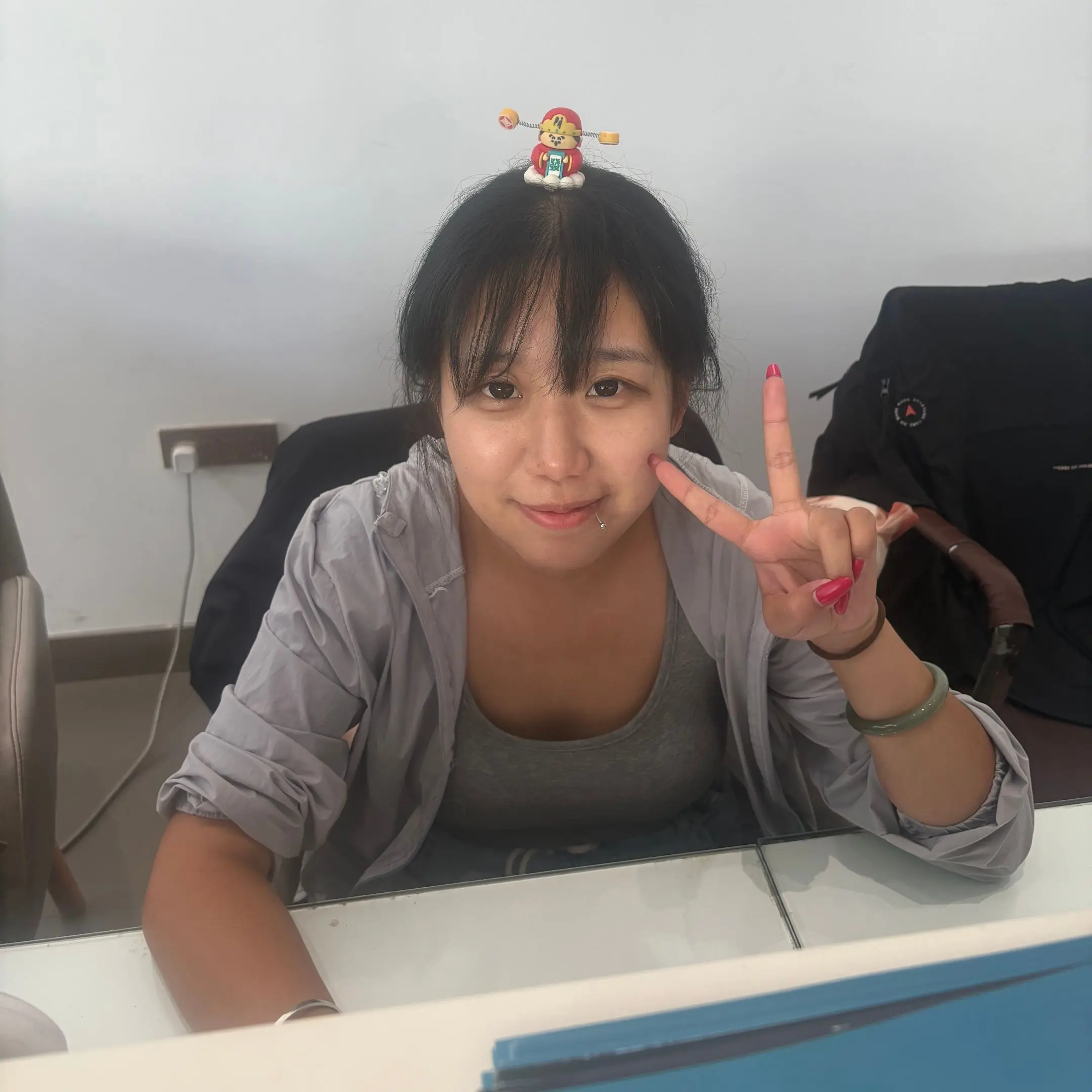 人就像一块璞玉 不识货的人说不值钱 懂的人说举世无双