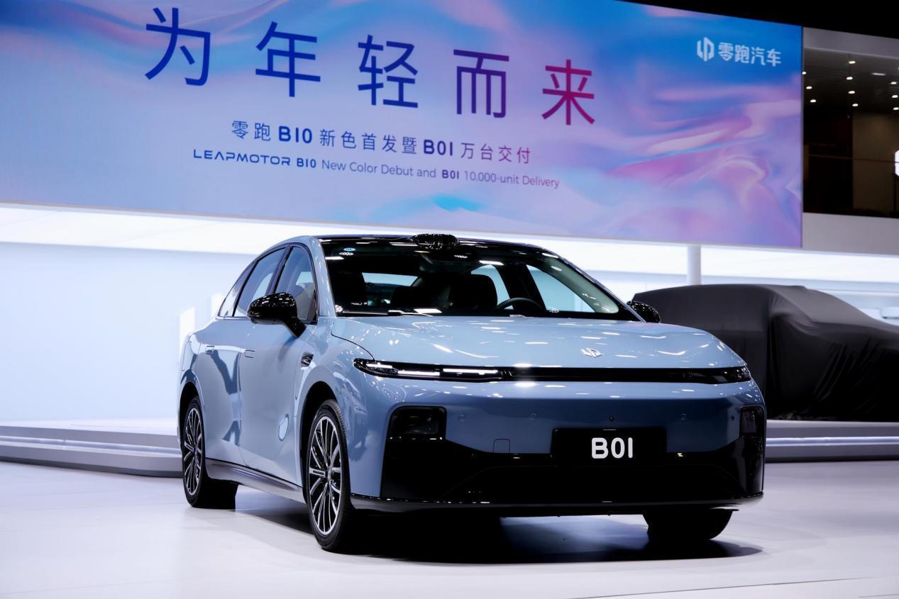 预算10-12万，纯电轿车怎么选？
 
这个价位选车，主要图的还是经济划算以及安