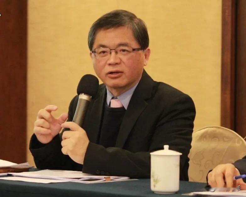 赖清德上台才短短三个月，他的亲信纷纷出事，这对他来说绝非好事。“行政院”前发言人