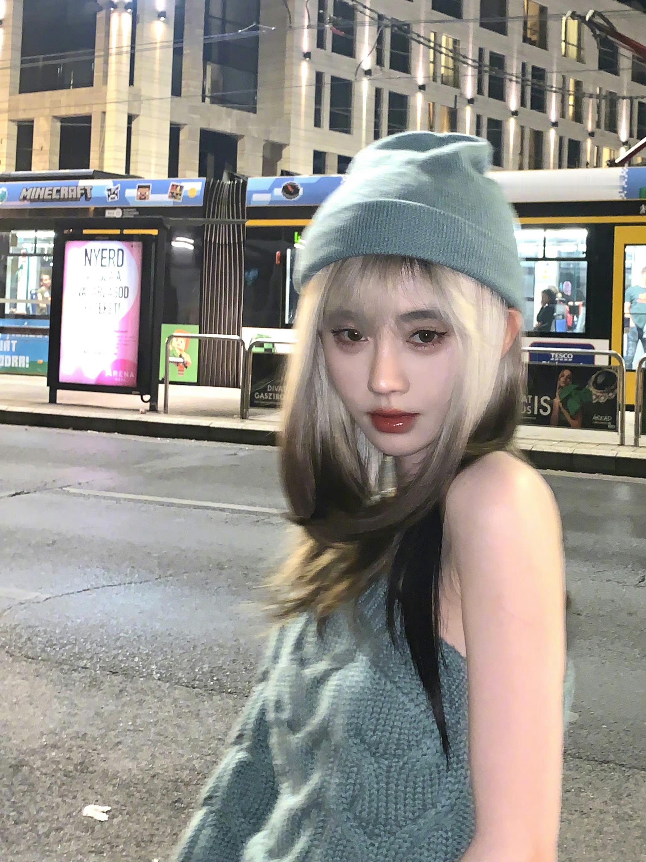 彩虹🌈小菊花 