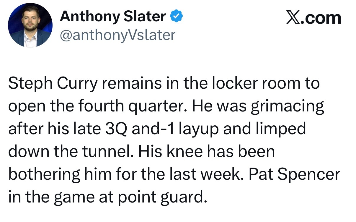 库里在第四节开始时仍留在更衣室。他在第三节末段完成一次“2+1”上篮后面露痛苦之