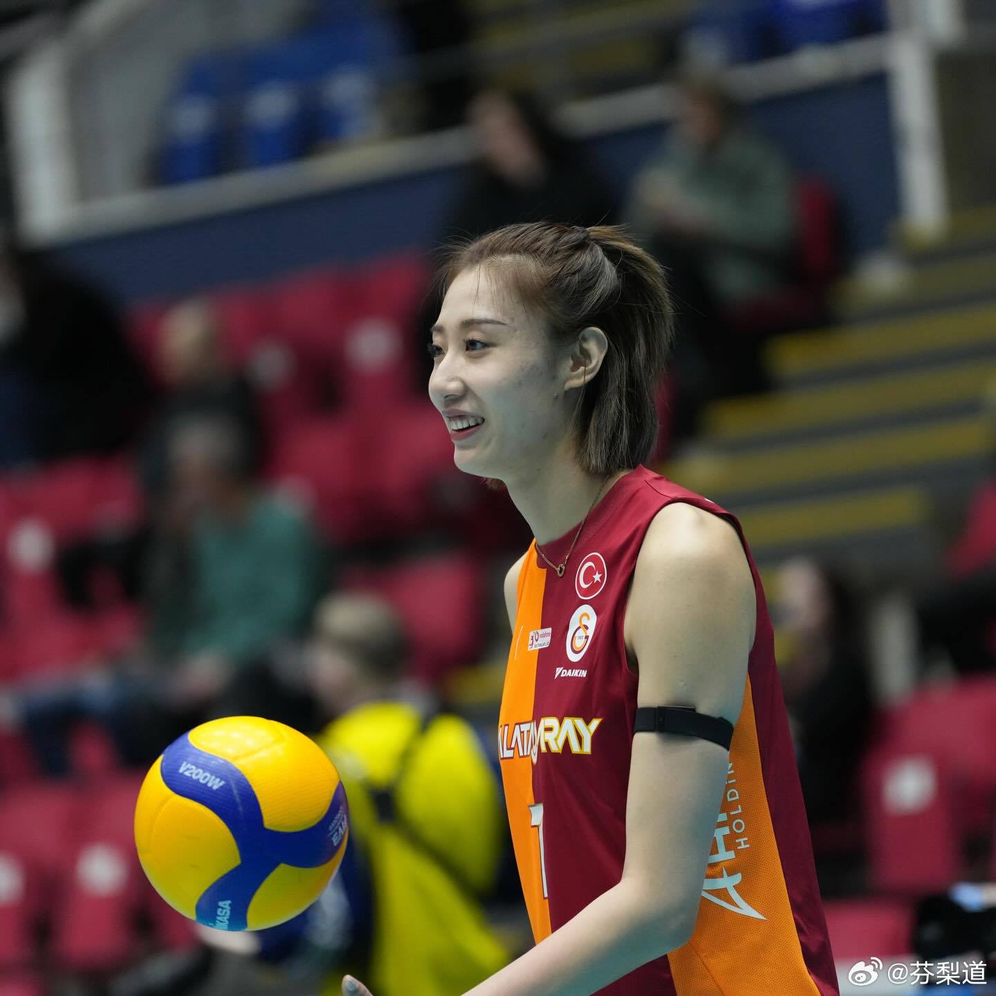 王媛媛国际排坛动态2025-2026赛季女排欧联杯半决赛次回合：加拉塔萨雷客场3