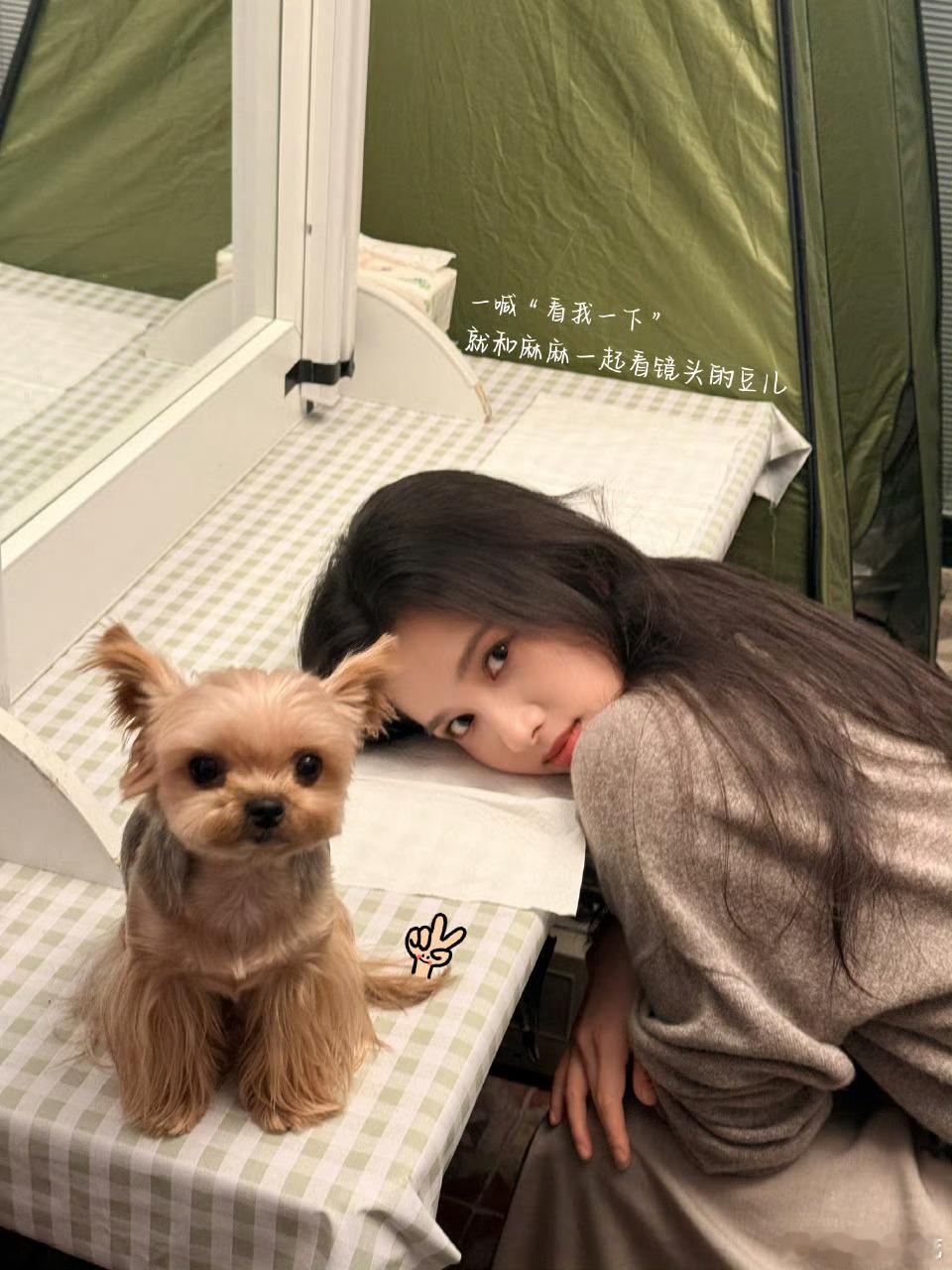 两个小宝宝咋这么萌 真的好喜欢这张！萌萌婧仪 萌萌豆仔
