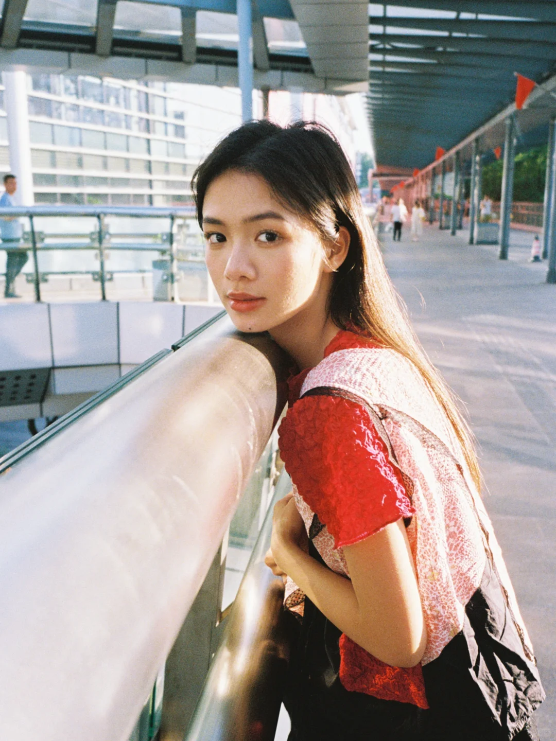 靠近我就是晴天🎞