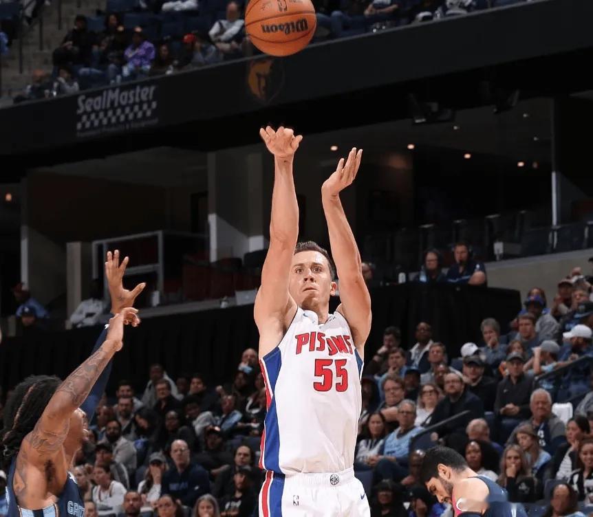 在NBA的世界里，从来不缺少奇迹，哪怕你参加NBA未能被选中，成为了落选秀，但如