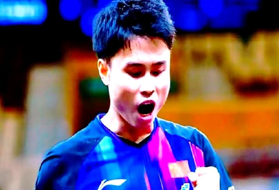 国乒内战的残酷，远超所有人的想象。
 
2026WTT重庆冠军赛男单首轮，21岁
