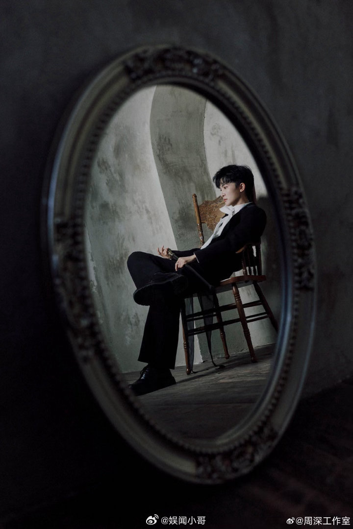 六公主给周深加了开花特效六公主镜头下春分的周深 六公主太会了！春分拍周深还加了满