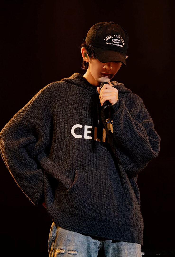 王赫野近期不拍音综王赫野近期无音综录制计划 王赫野老板发文称：近期不会参加音综，