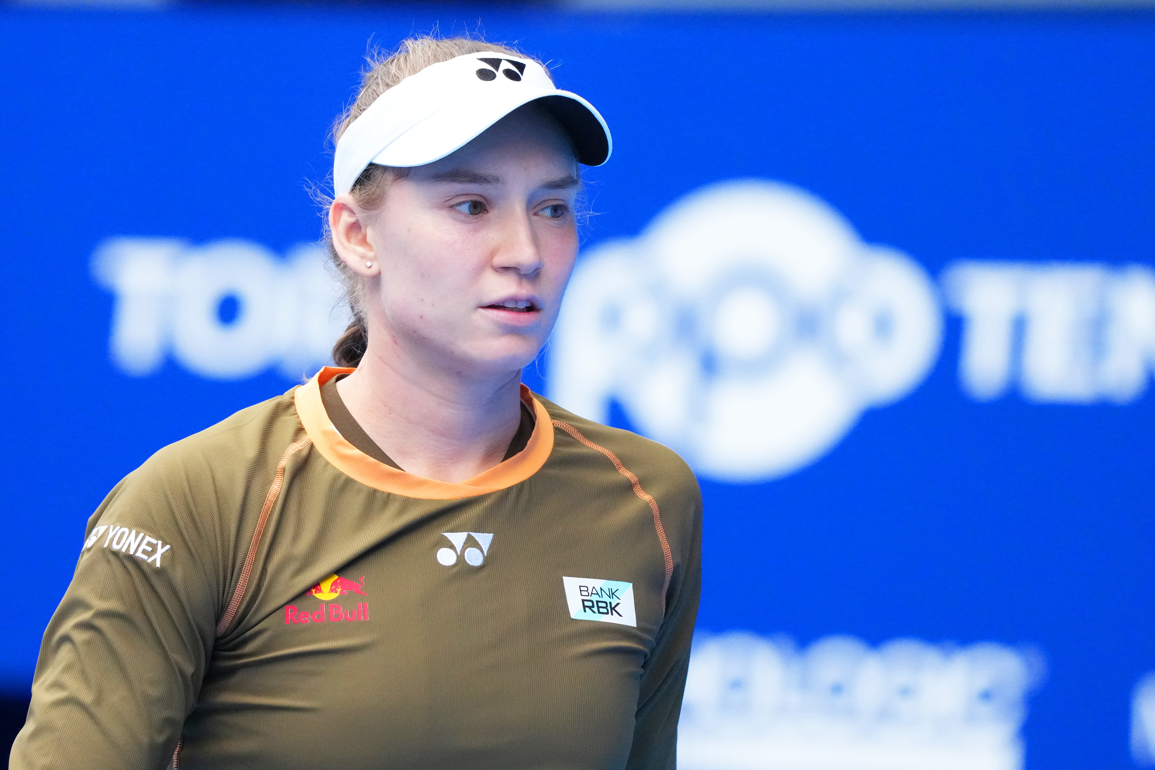 莱巴金娜晋级东京站四强，锁定总决赛席位！WTA500东京站1/4决赛，2号种子莱