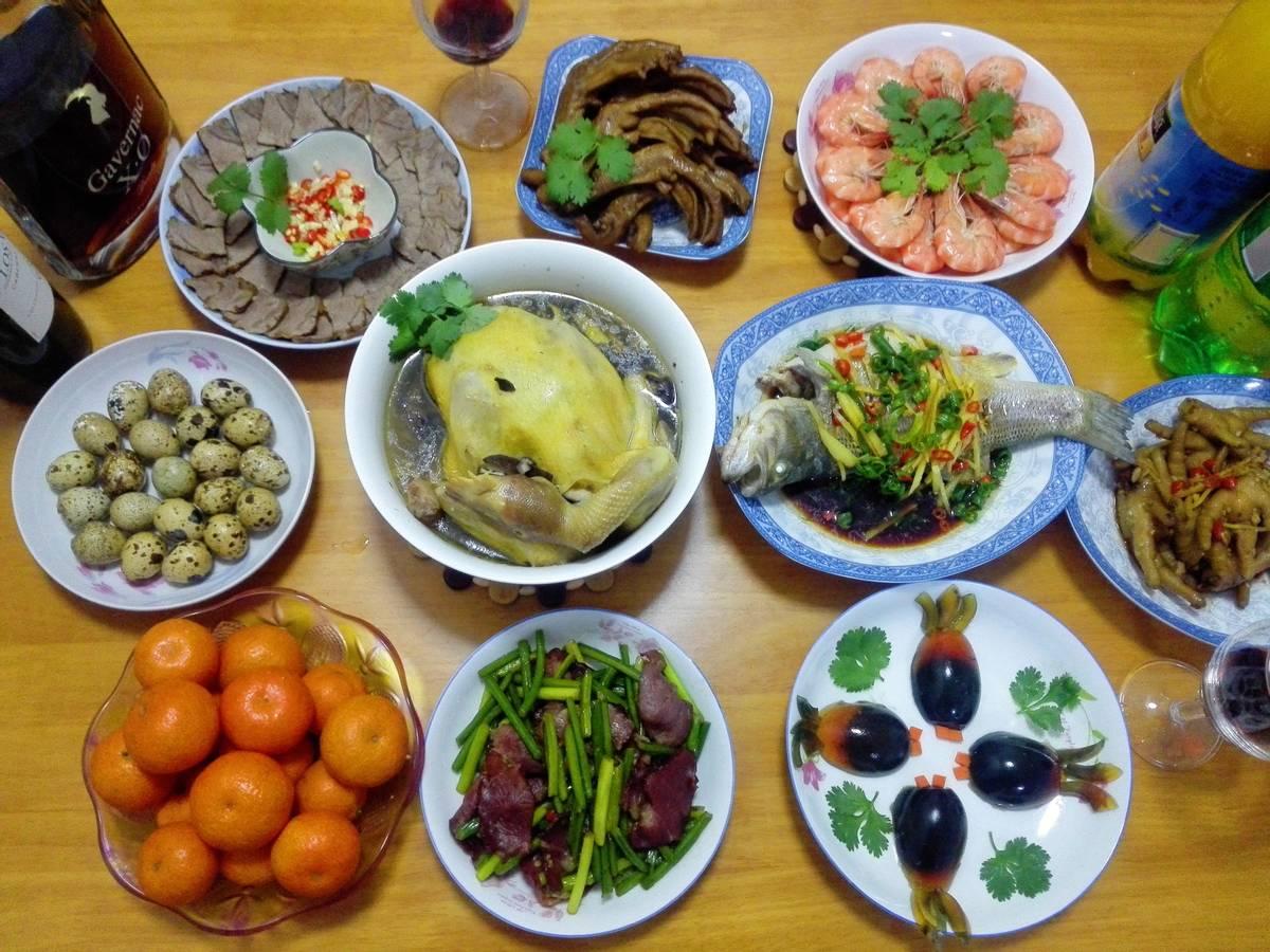 真不知道跟我有什么关系！小叔子的女朋友过生日，非要跟我们聚餐，婆婆为了表达诚意非