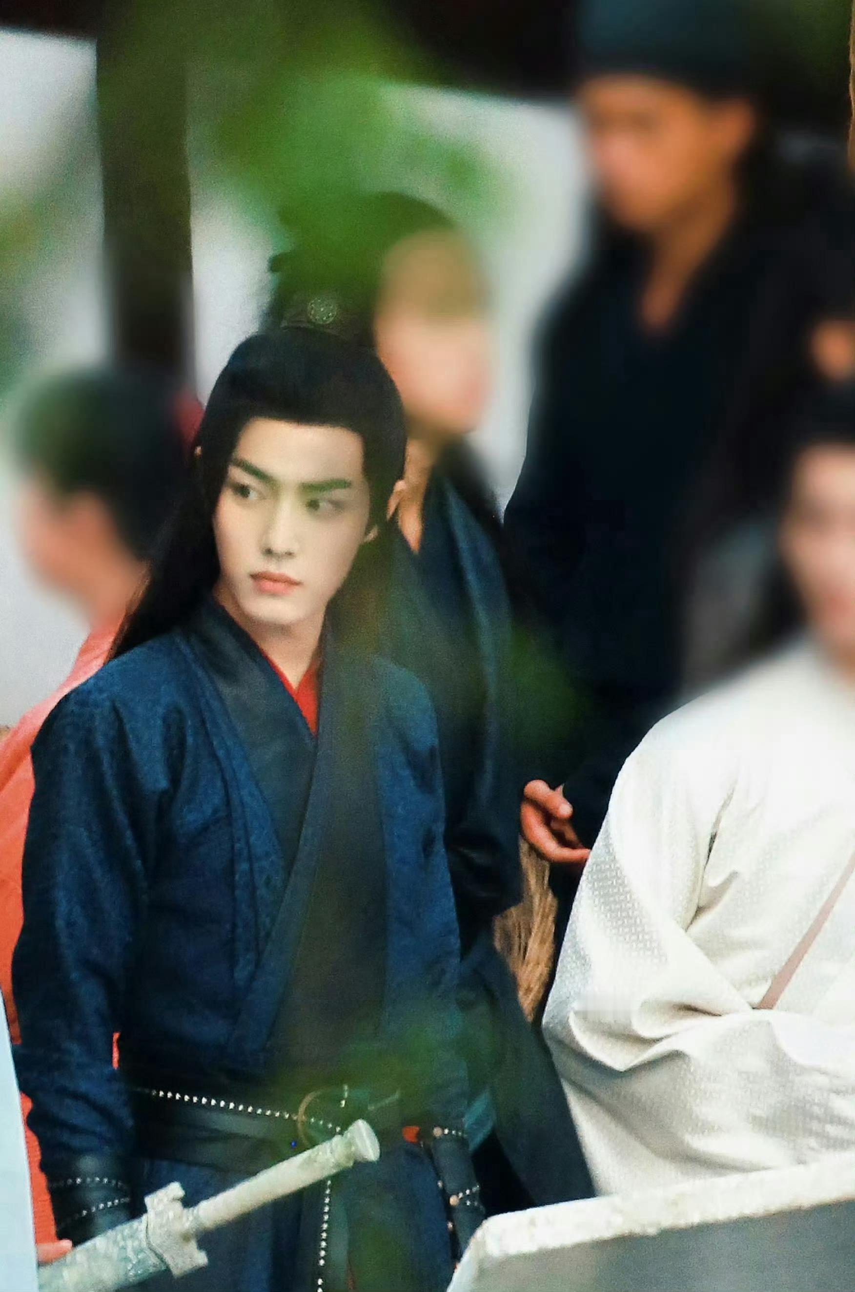 ♡⃝ 𝒍𝒐𝒗𝒆 ʚɞ ☽⋆❥ »» 肖战 人世间有百媚千红，唯独你是我情