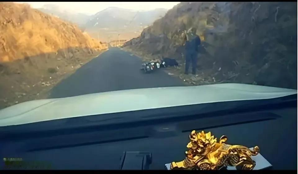 你敢信吗？山东小伙扶老人前做足准备还是被讹！  
王先生下班路上撞见70岁醉汉满