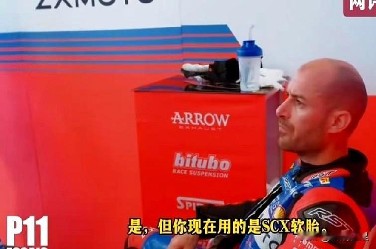 阿拉贡的风一刮起，德比斯就被推到台前。
全场盯防、几乎无队友掩护，当所有目光锁在