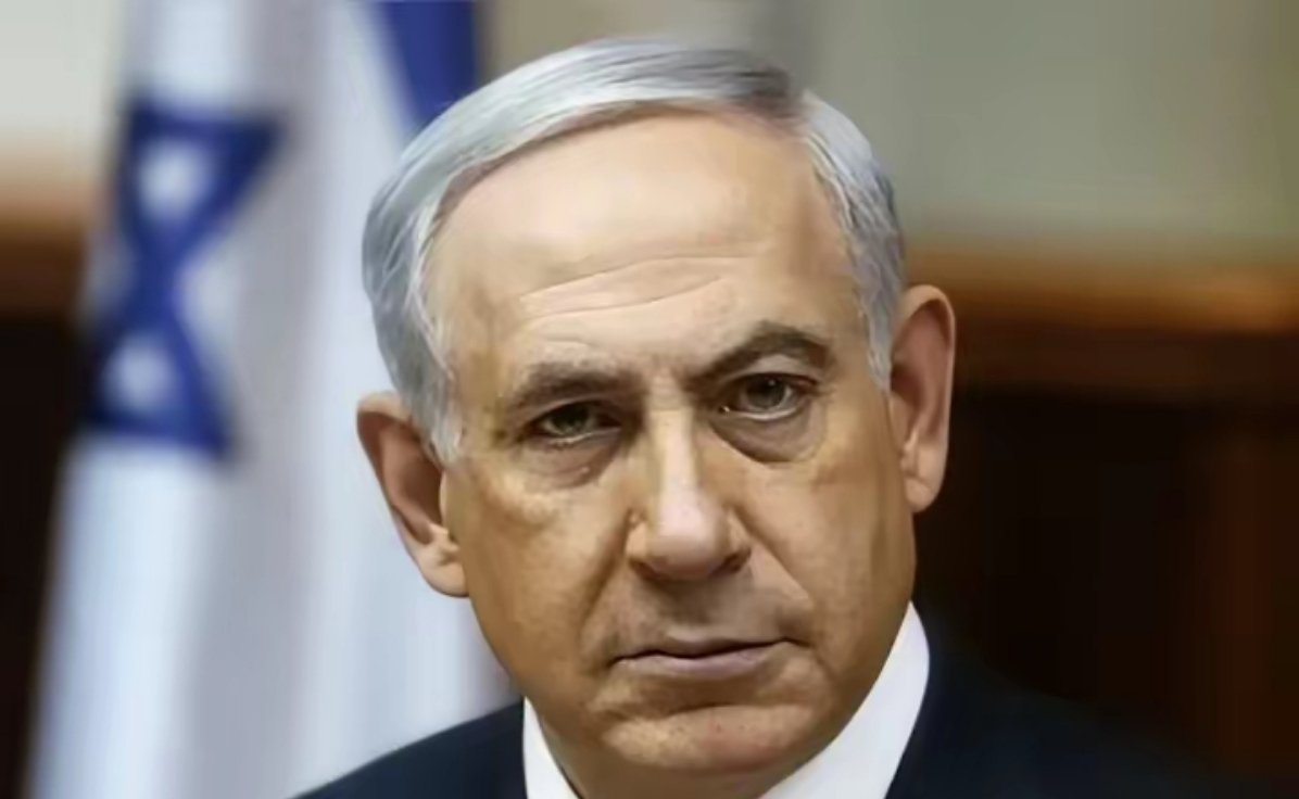 网友：他就是发动战争的历史罪人，就像当年的希特勒一样，终究会被钉在历史的十字架上