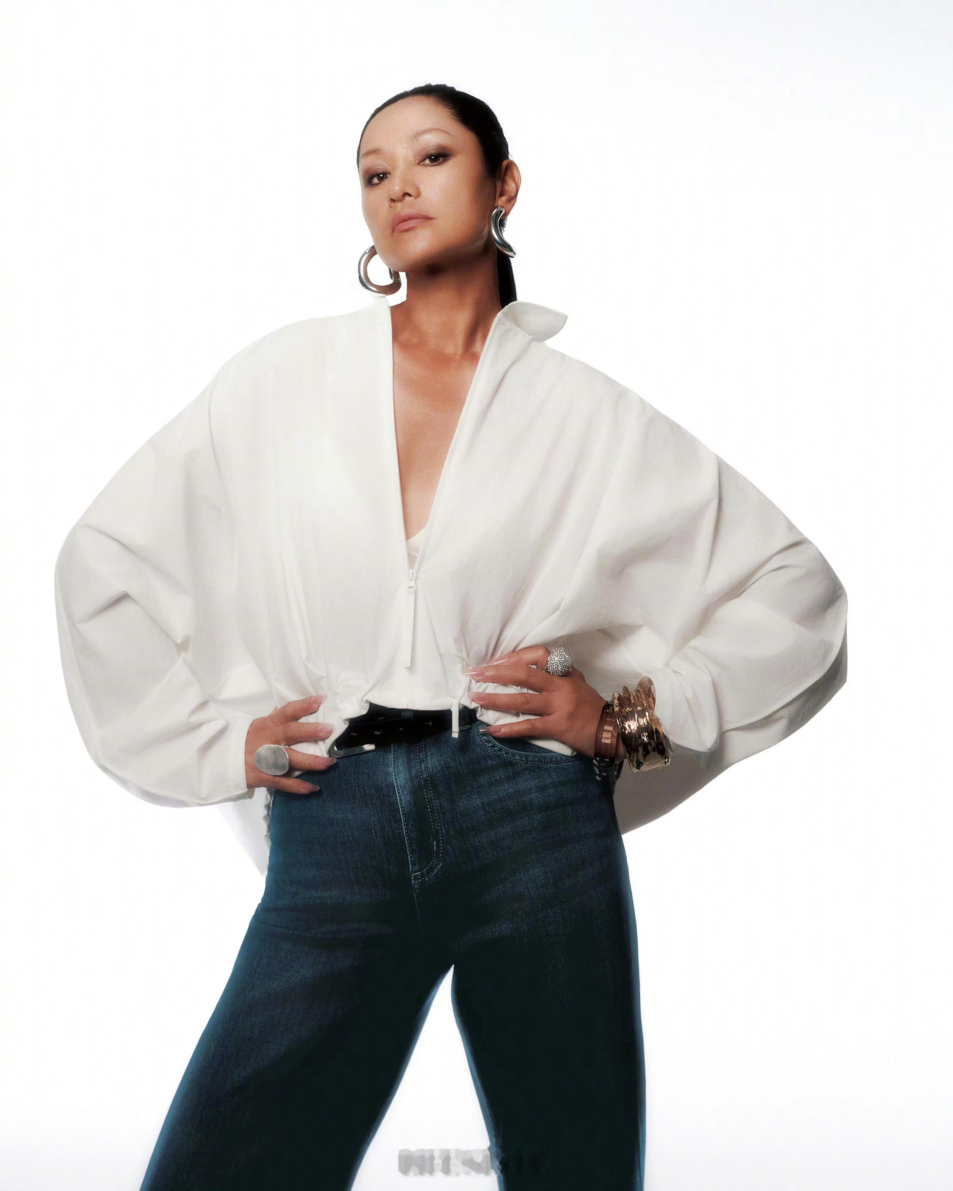 瞿颖 × 精品购物指南 Lifestyle April 2026瞿颖精品购物指南