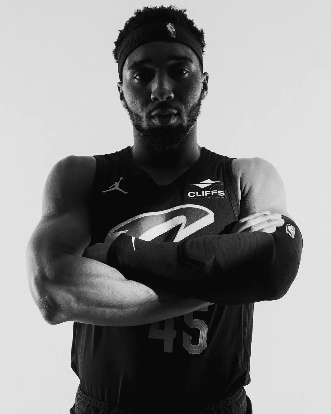 发带米致敬登哥克利夫兰骑士骑士nba米切尔