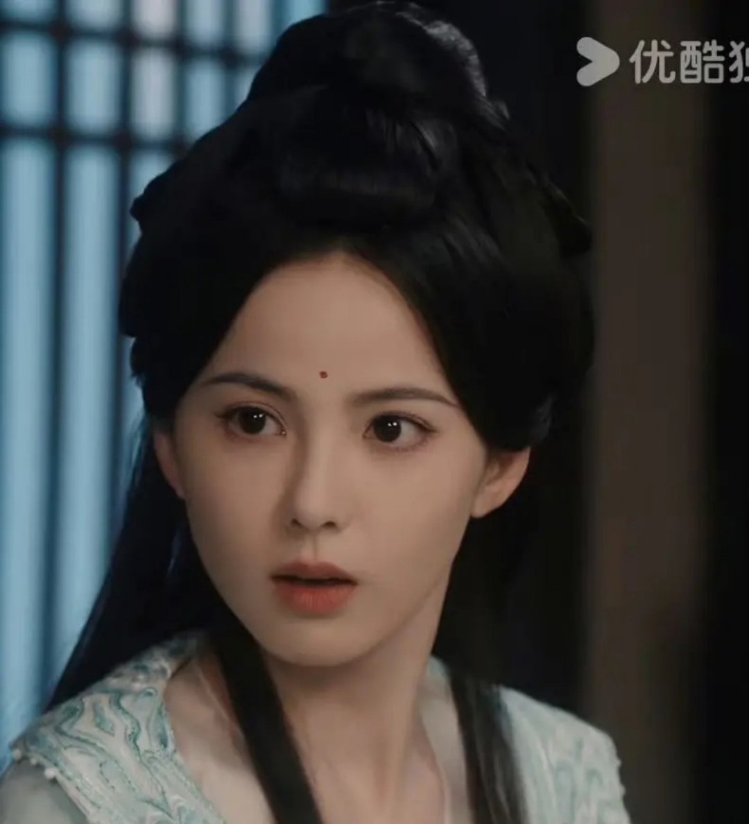 像宋祖儿吗[举手]一类长相吧 ​​​