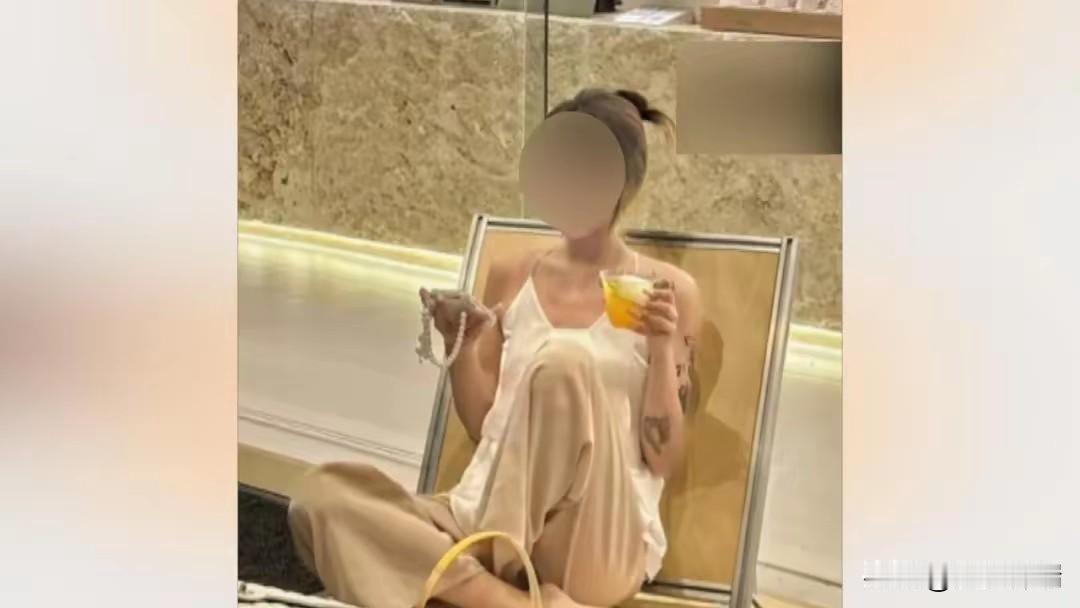 25岁海归小伙网恋大7岁离异女老板，同居一个月因88.8万彩礼闹掰，恋爱时给女方