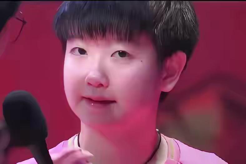 你说就奇了怪了！她啥也不化不抹的，怎么就迷倒千千万万的人[捂脸]看哪都喜欢[捂脸