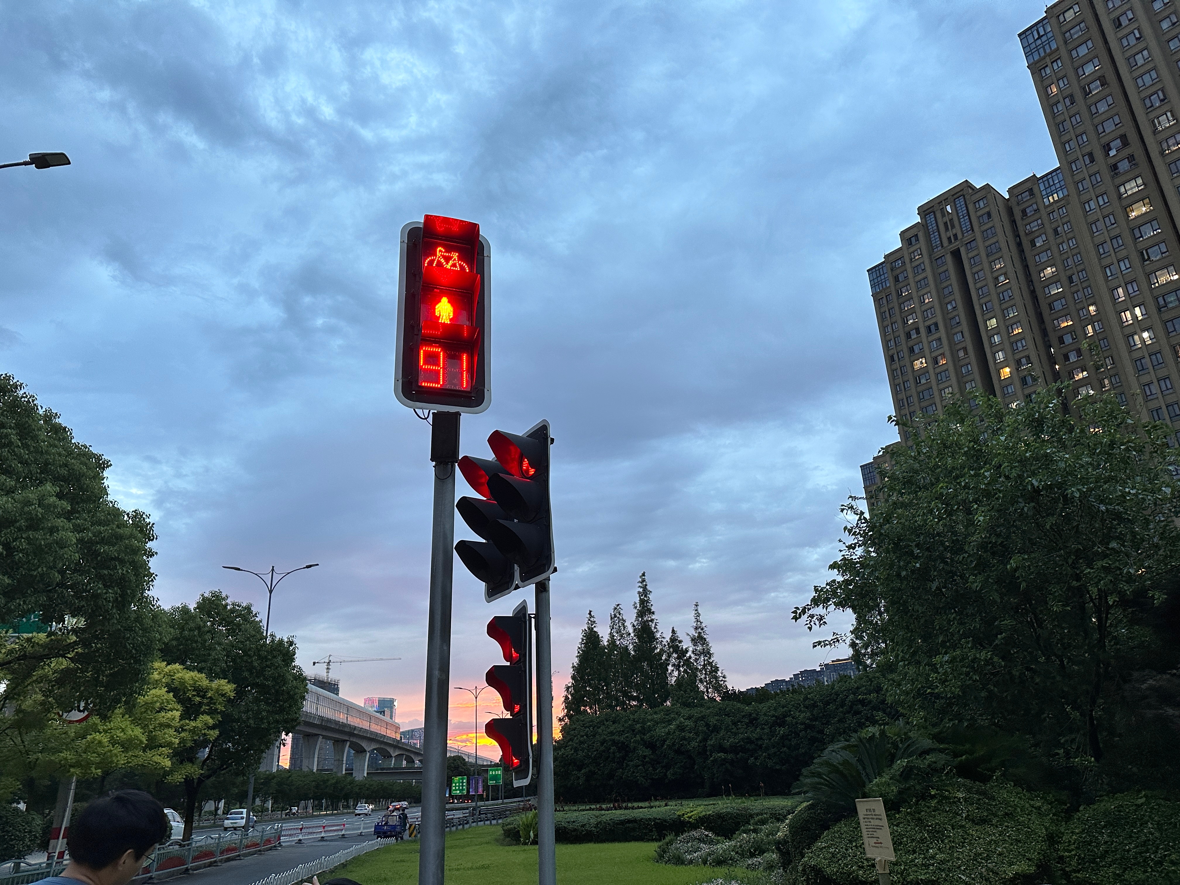 醒了见！猜中比分不用急，不要催。 