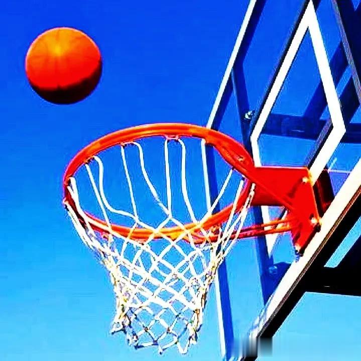 库里球迷到现在还嘲讽湖人罚球多？
那咱们把目光投向2017-18鹈鹕对阵勇士的季