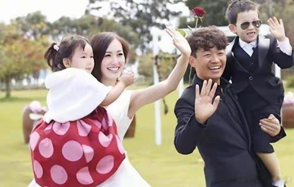 从戛纳求婚到素颜路人，马蓉离异7年，王宝强靠 “踏实” 二字逆袭 ​​​