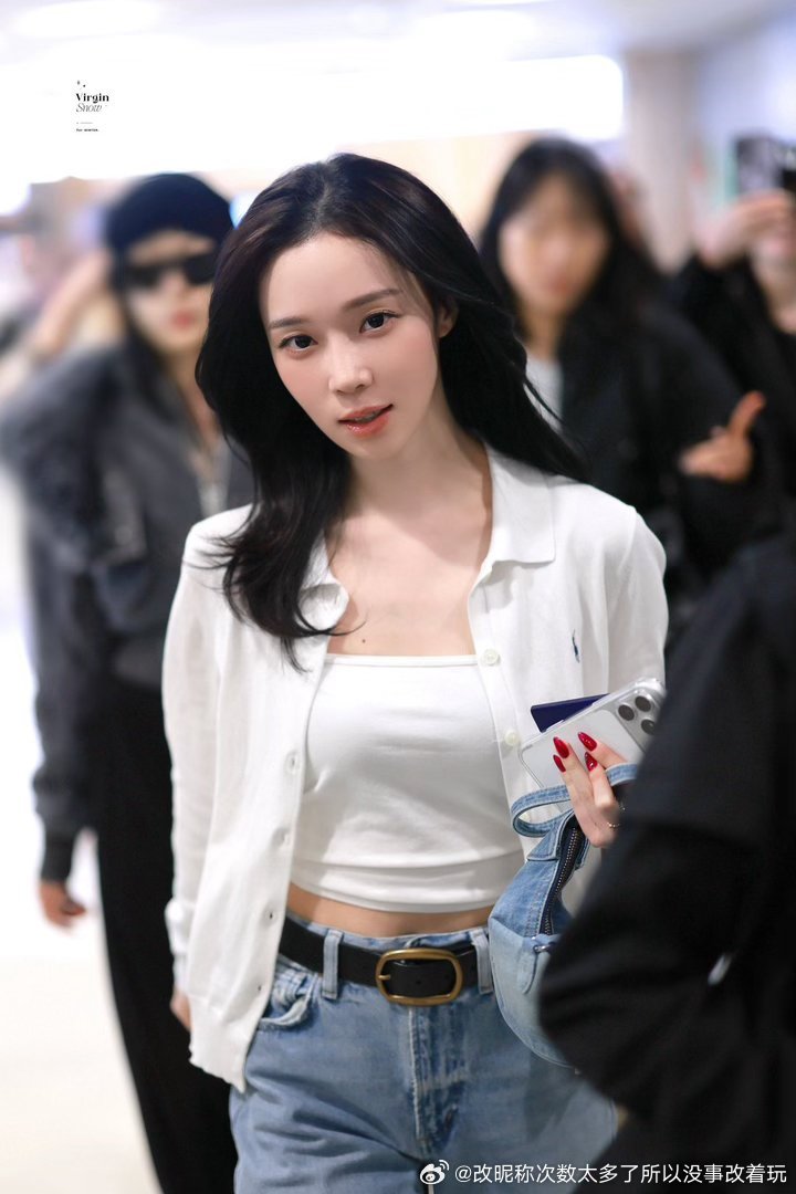 假面感变更强了的南韩标准流水线女豆脸 