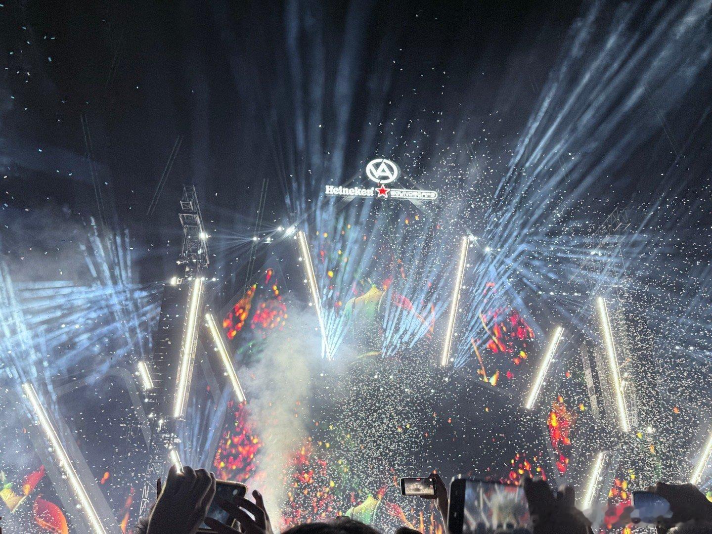 脚都要断了，明天还有一天。我天  ​​​