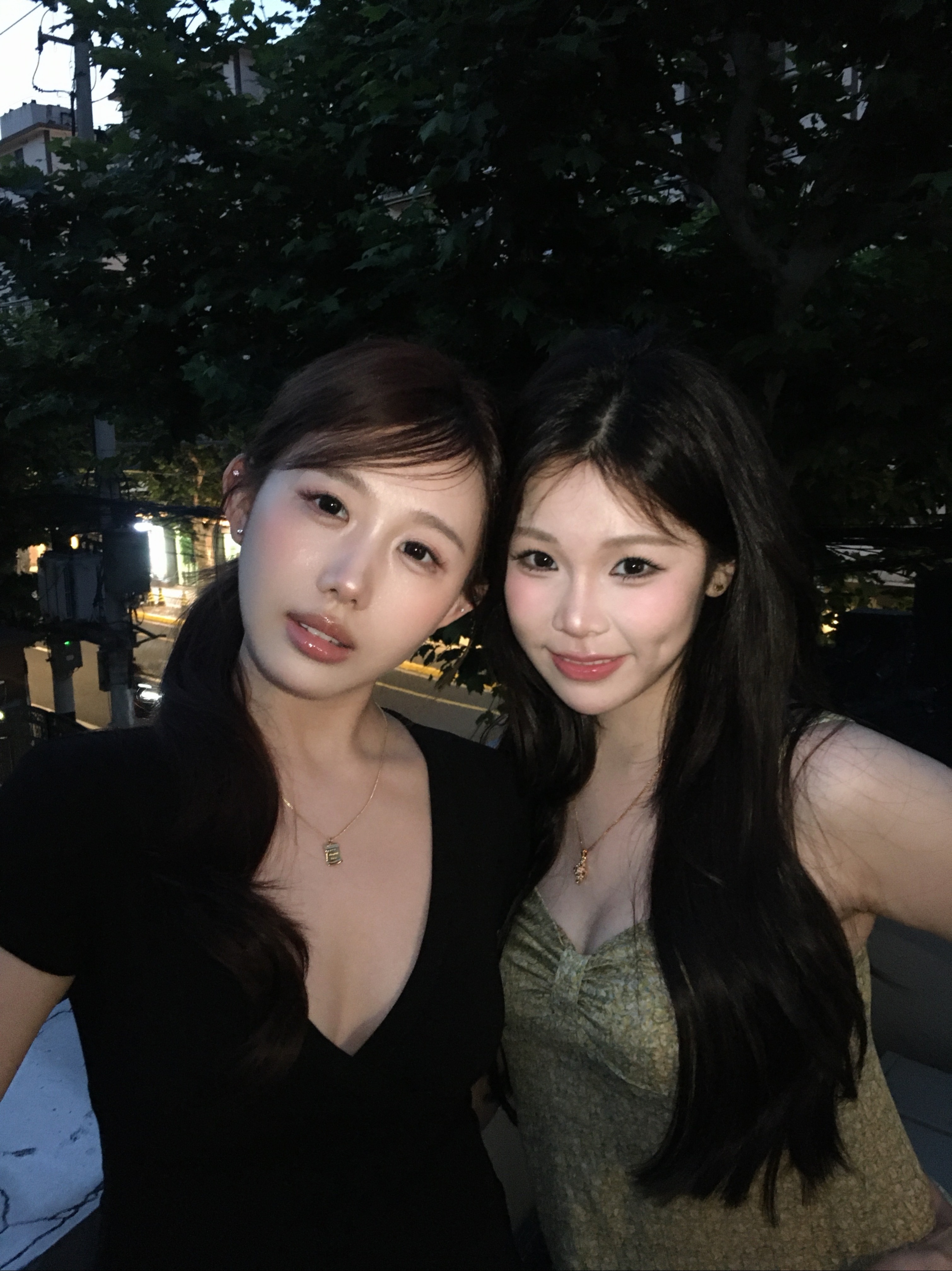 给大家分享这段时间内最满意的妆造。最新一期的图文，谢谢大家的夸奖，你们夸我我真的