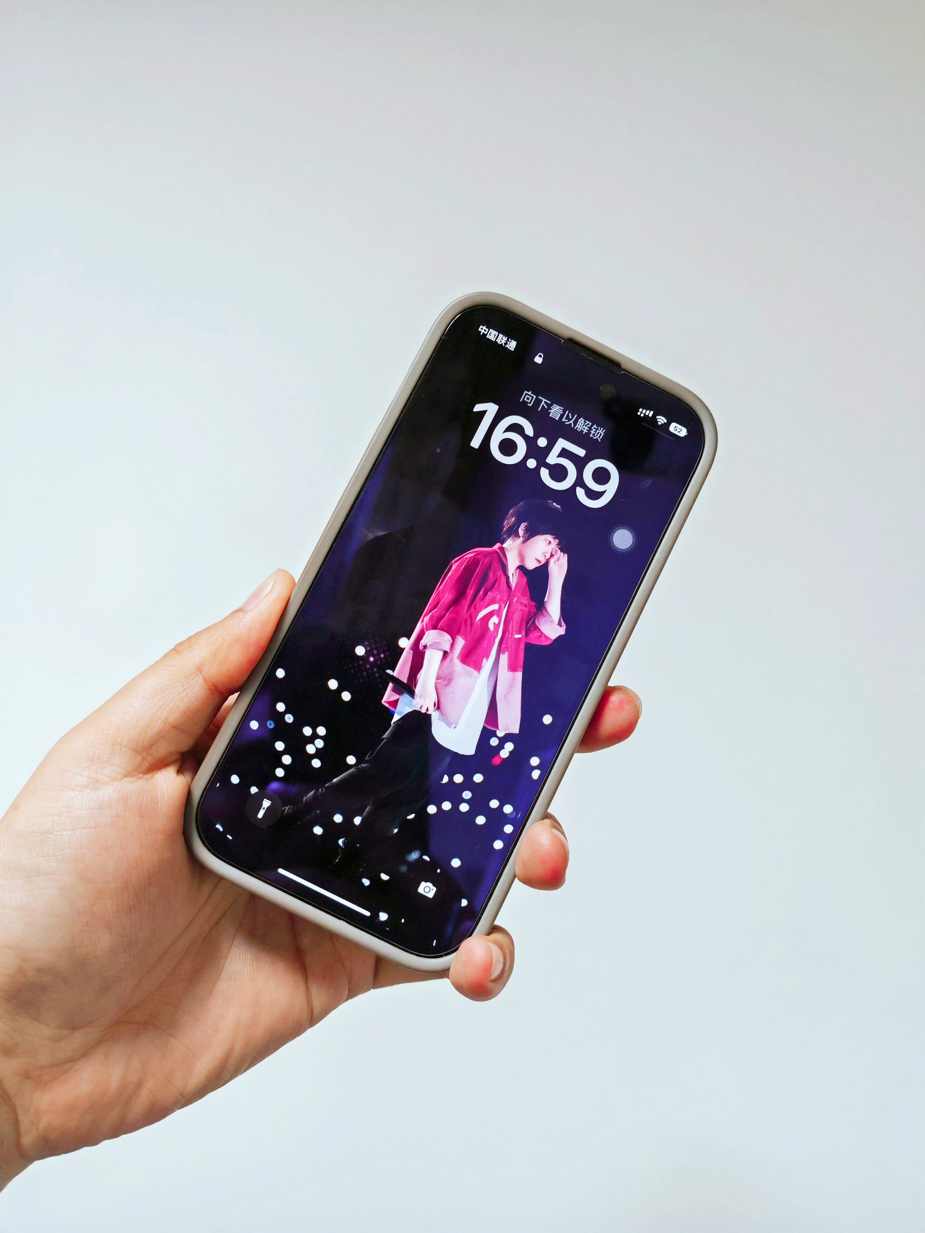 库克最后一届WWDC 我的第一台苹果手机是iPhone 6，当时和iPad mi