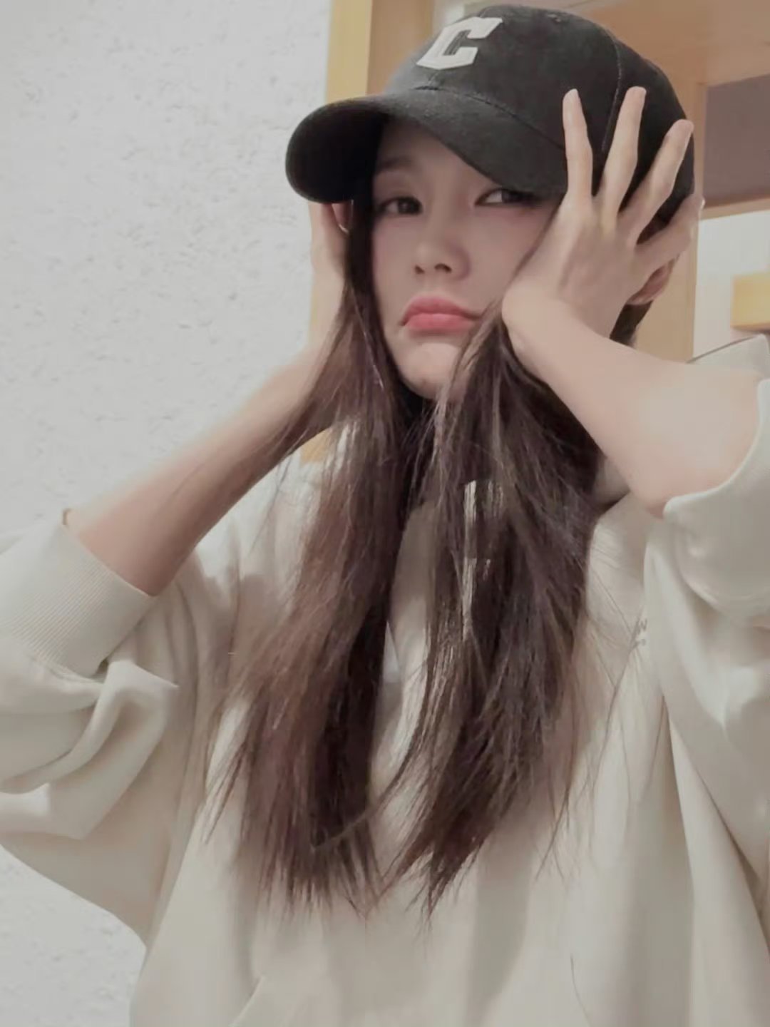 李一桐～～可爱美拍李一桐[超话]美女日常分享 ​​​