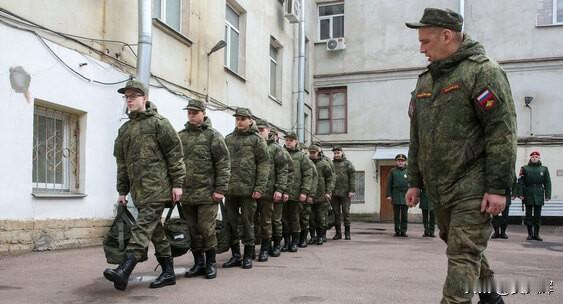 普京签署2026年军事集训征召令
 
俄罗斯总统弗拉基米尔·普京签署了俄罗斯公民