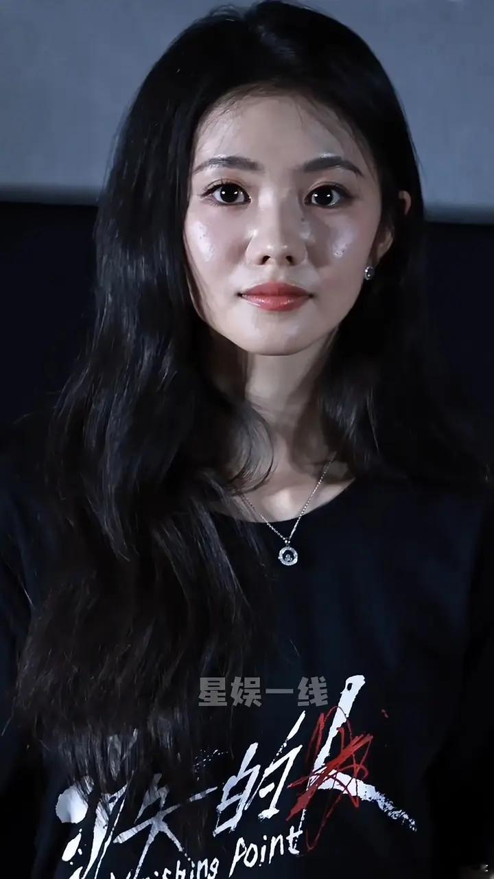 谁给刘浩存化的妆 
