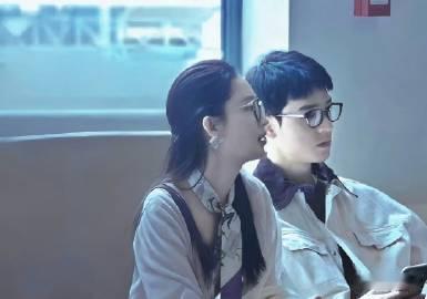 龚俊转发宣传李沁新剧 龚俊转发宣传李沁《一笑随歌》好戳！七老童心这家人暖暖的，花