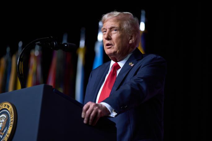 特朗普：委代总统或面临比马杜罗更糟下场
 
美总统警告：若德尔西·罗德里格斯行事