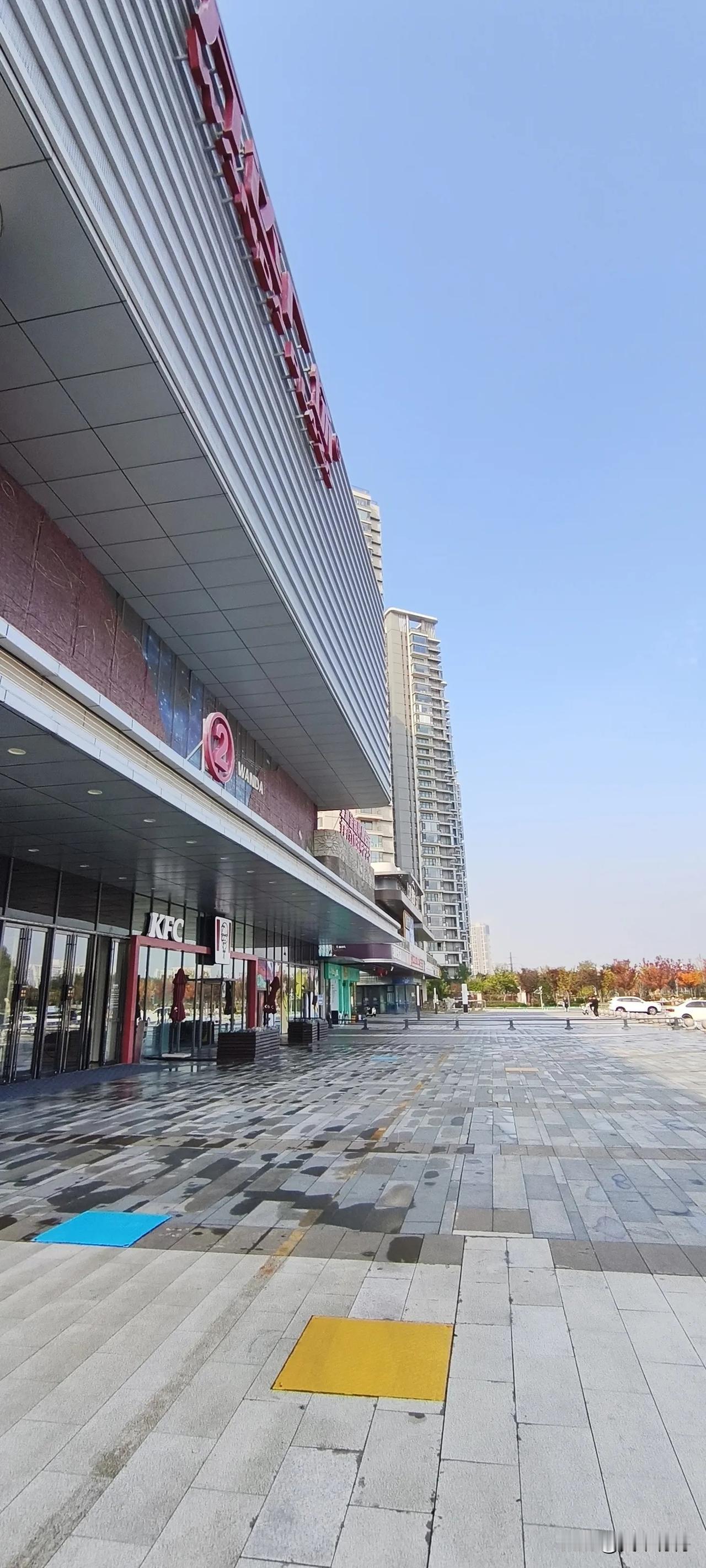 聊聊做好商超的几点核心，以内部为主。
外围肯定都晓得，生活居住区密度以及人流密度