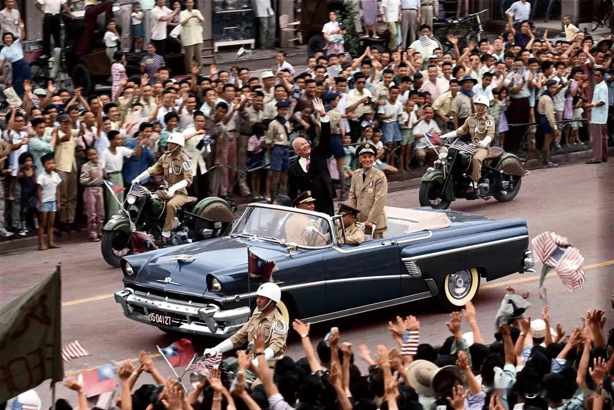 1958年，美国总统艾森豪威尔访台，这是美国总统第一次也是唯一一次踏上台湾的土地