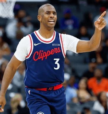 NBA/队史名宿竟遭如此待遇，球迷：难怪这支球队没有冠军命！
北京时间12月3日