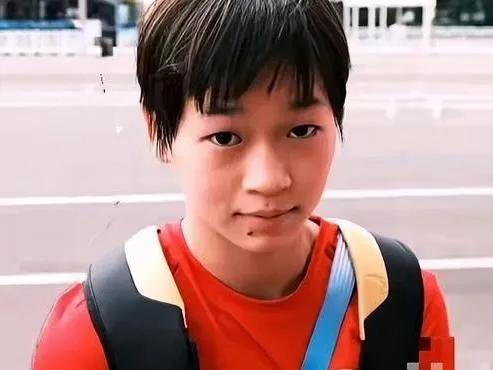 为什么绝大多数人都喜欢全红婵?绝大多数人喜欢全红婵，主要源于她身上兼具实力、真实