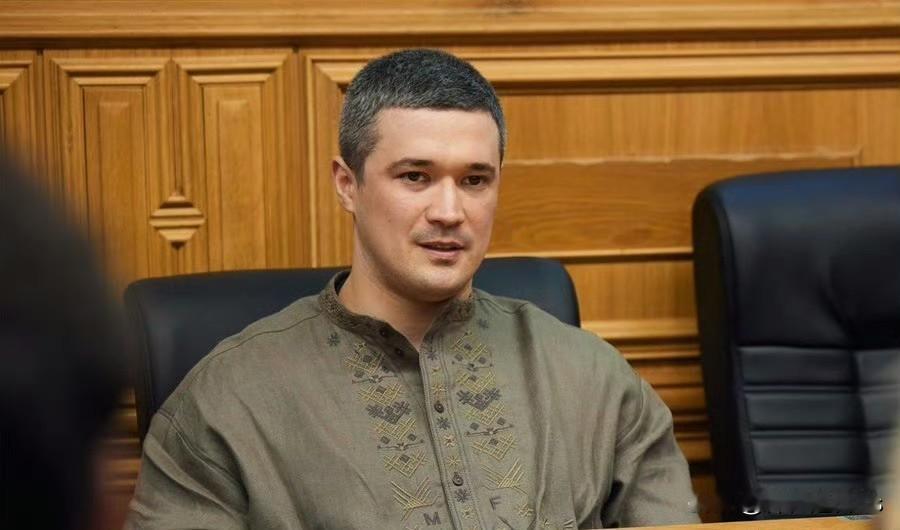 乌克兰正利用人工智能（AI）技术整合，并深化与英国的防务合作，以提升战场效能和长