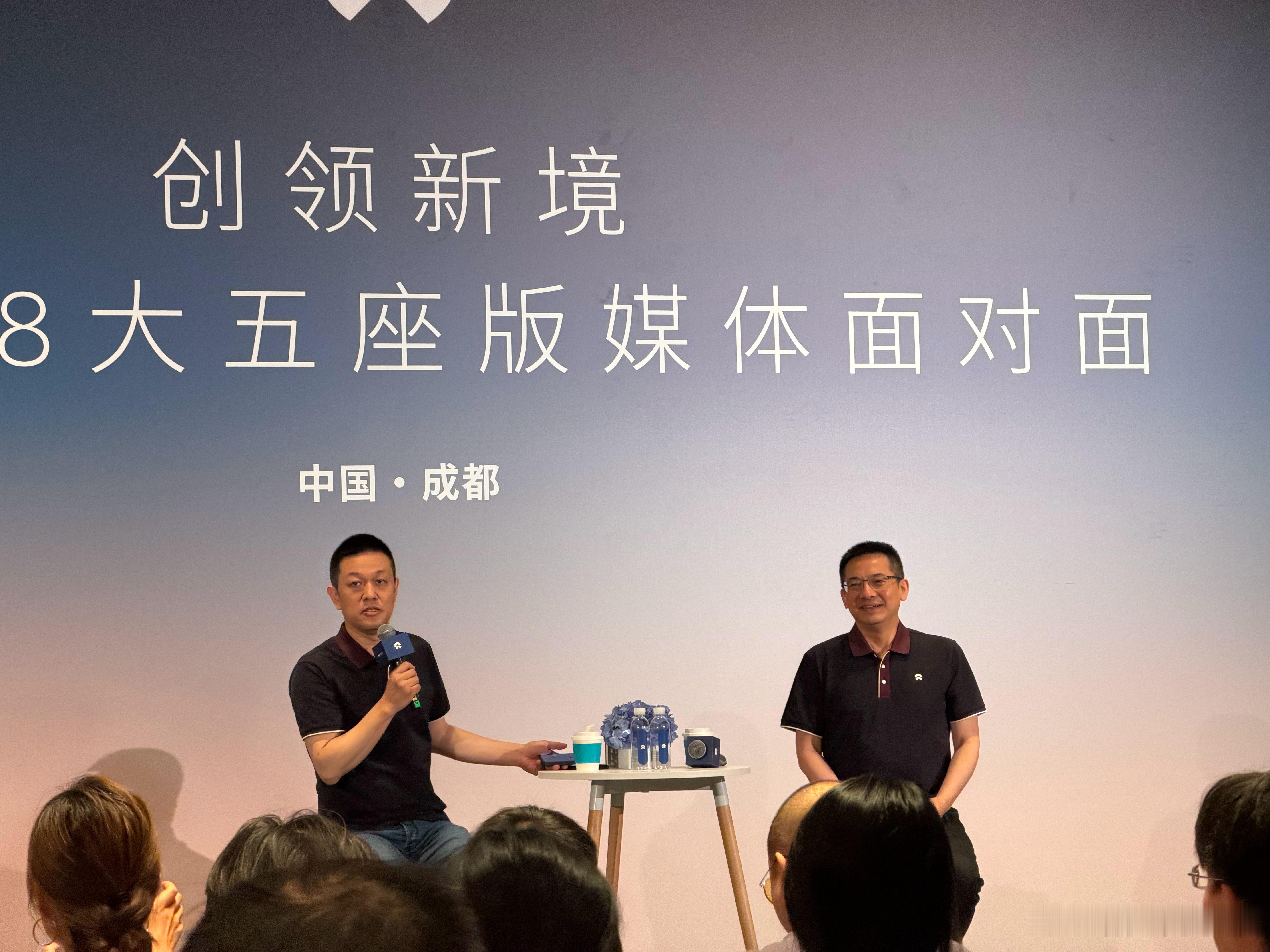 好久不见斌哥和力洪今天又来做采访啦 