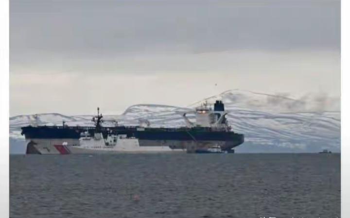 战云压顶！美军疯狂囤兵中东，规模超海湾战争，伊朗强硬亮剑
 
2026年2月，中